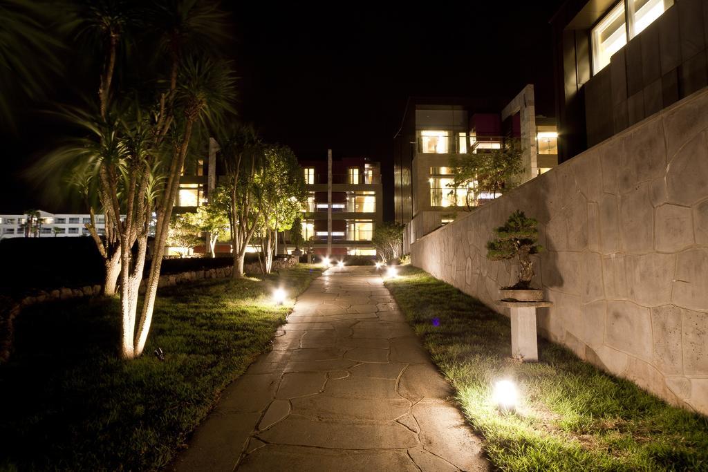 Stanford Hotel And Resort Jeju Bagian luar foto