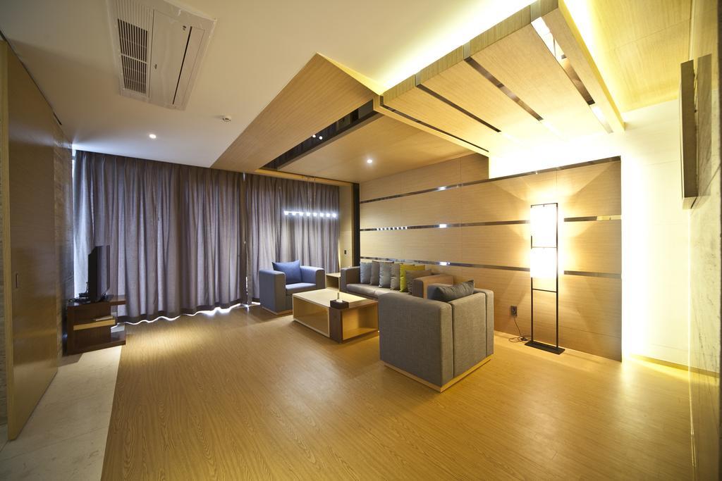 Stanford Hotel And Resort Jeju Bagian luar foto